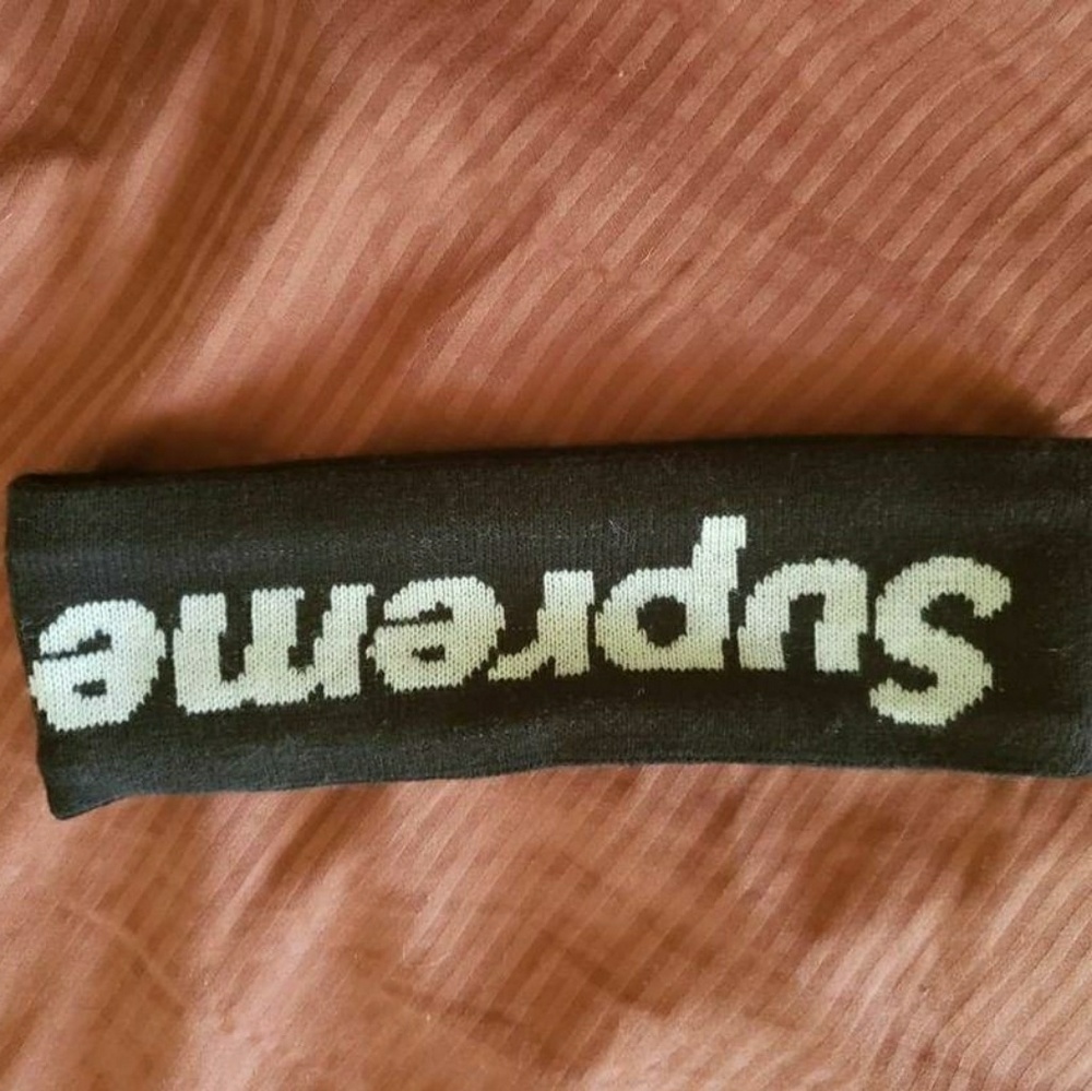 Supreme headband